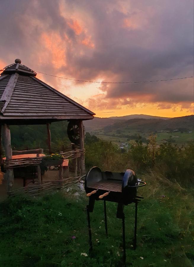 Log Cabin Uvac Nova Varoš المظهر الخارجي الصورة