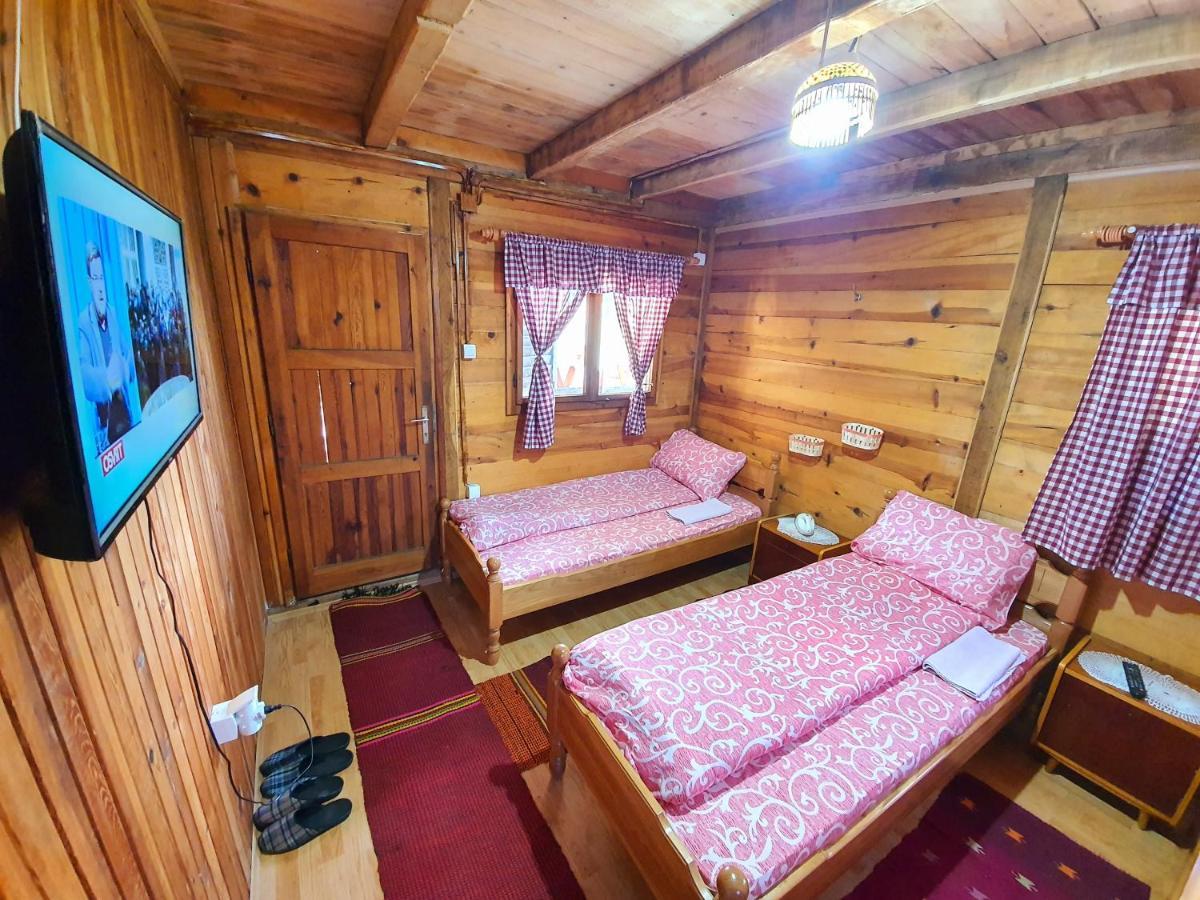 Log Cabin Uvac Nova Varoš المظهر الخارجي الصورة