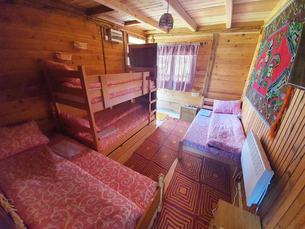 Log Cabin Uvac Nova Varoš المظهر الخارجي الصورة