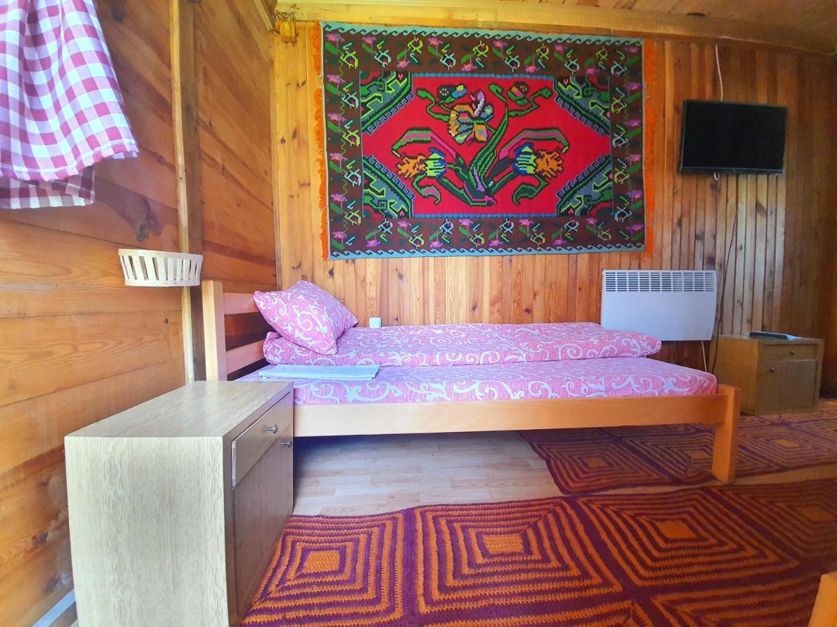Log Cabin Uvac Nova Varoš المظهر الخارجي الصورة