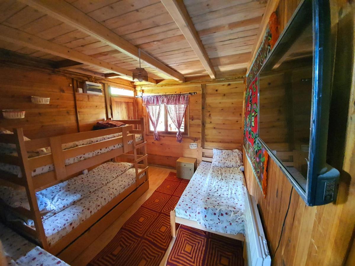 Log Cabin Uvac Nova Varoš المظهر الخارجي الصورة